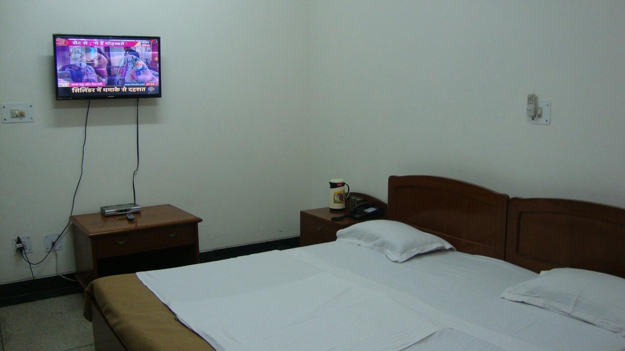 Хостел Ymca Greater Noida Programme Centre Делі Екстер'єр фото